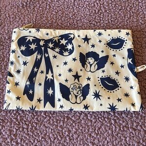 NWOT Baggu Flat Pouch Large - Cherub Bows (Charms)